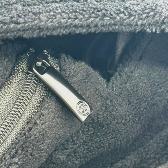 CHANEL Precision Crossbody Bag NWOT - Picture 8 of 9